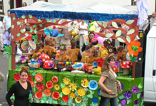 Frizington Nursery teddy bears picnic carnival float
