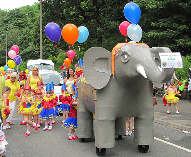 carnival elephant