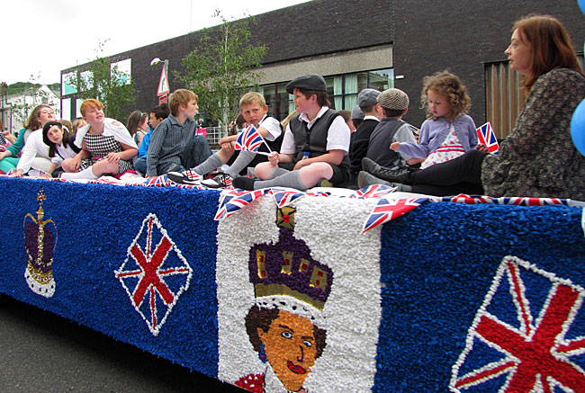 Moresby float showing Queen