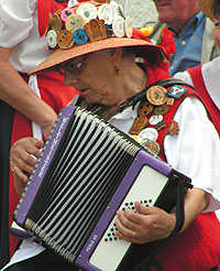 Female accordianist