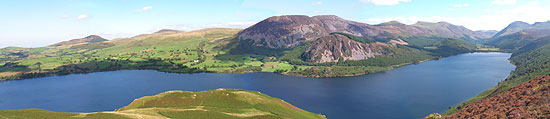 Panoramic photo of Ennerdale lake - click to enlarge