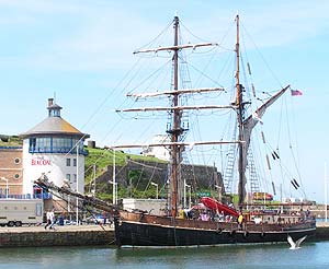 Zebu moored in front of the Beacon