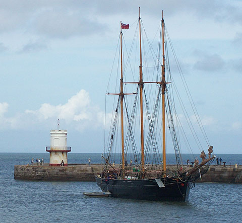 Kathleen and May enters Whitehaven harbour
