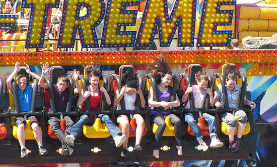 X-treme fairground ride