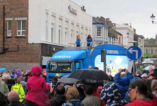 Samsung sponsor vehicle