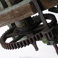 question 4 - rusty gear - click for answer