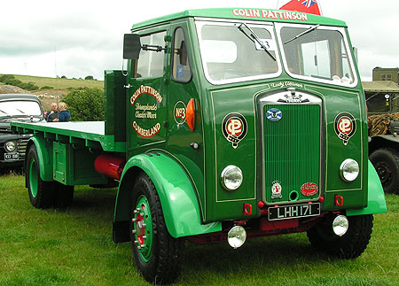Albion Clydesdale FT101/KL on green livery