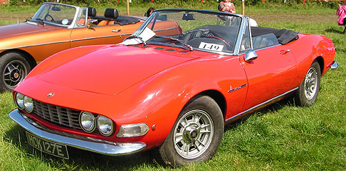 Fiat Dino Spider - Red Pininfarina styled convertible